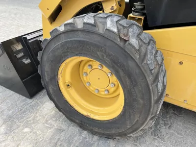 82637