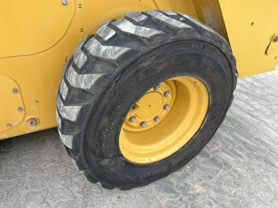 82637