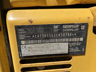 82623
