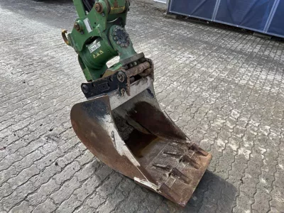 82640