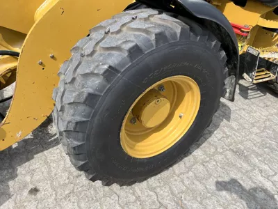 82622
