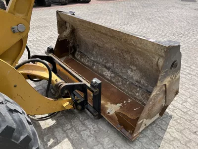 82622