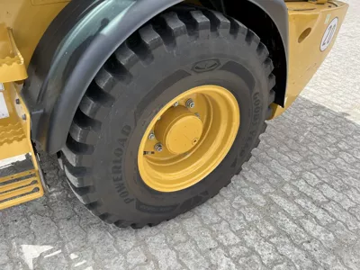 87822