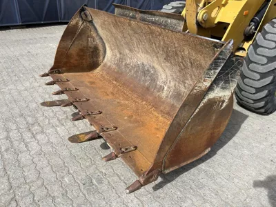 82626