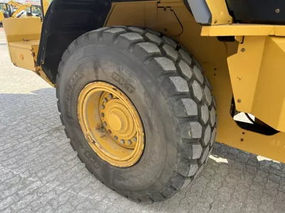 87781