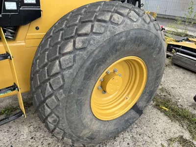 87813