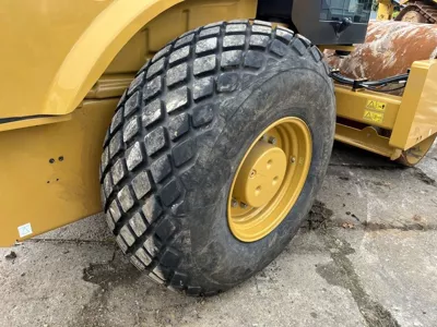 87831