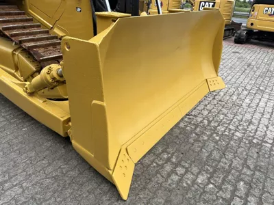 82647