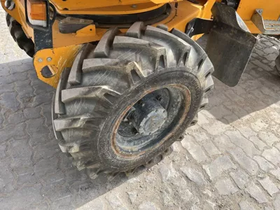 78332
