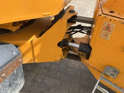 78332